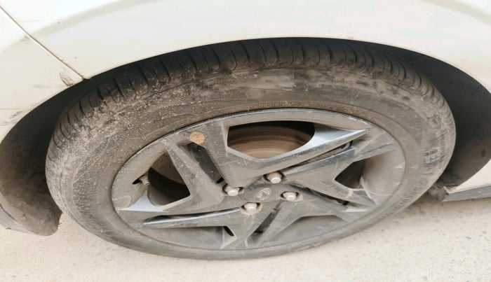 2022 Hyundai NEW I20 SPORTZ 1.2 MT, Petrol, Manual, 94,878 km, tyre