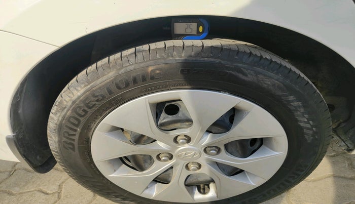 2015 Hyundai Xcent S 1.1 CRDI, Diesel, Manual, 63,378 km, tyre