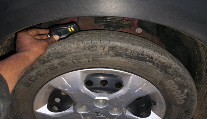 2024 Mahindra XUV 3XO MX3 1.5 Turbo Diesel, Diesel, Manual, 23,970 km, tyre