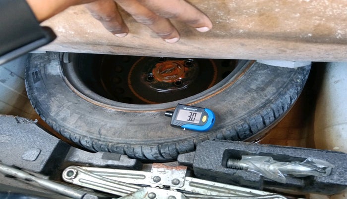 2013 Honda Amaze 1.5L I-DTEC S, Diesel, Manual, 1,07,050 km, tyre