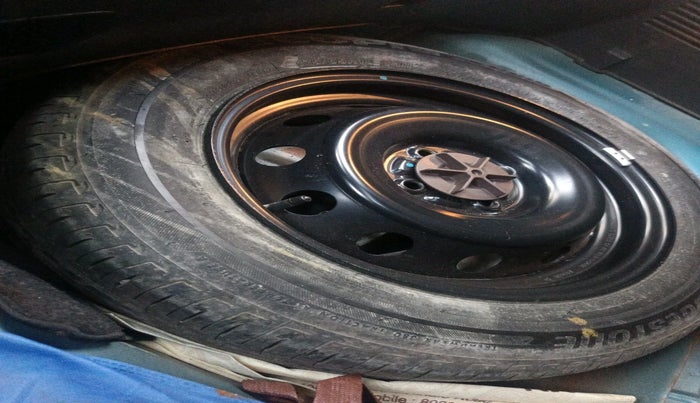 2017 Maruti IGNIS ZETA 1.2 AMT, Petrol, Automatic, 44,133 km, tyre