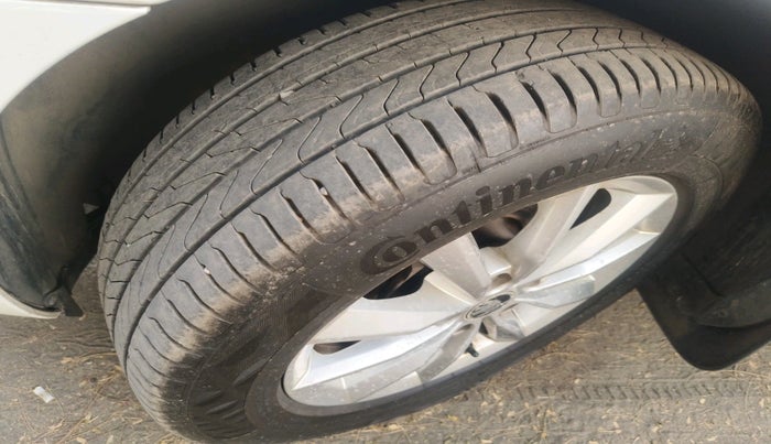 2017 Skoda Octavia STYLE PLUS AT 1.8 TSI, Petrol, Automatic, 53,869 km, tyre