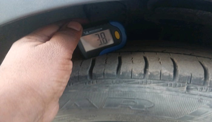 2014 Hyundai Grand i10 SPORTZ 1.2 KAPPA VTVT, Petrol, Manual, 75,999 km, tyre