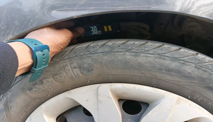 2018 Hyundai Eon MAGNA +, Petrol, Manual, 36,138 km, tyre