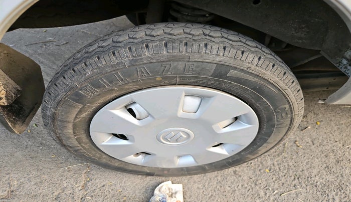 2018 Maruti Eeco 5 STR WITH A/C+HTR CNG, Petrol, Manual, 67,378 km, tyre