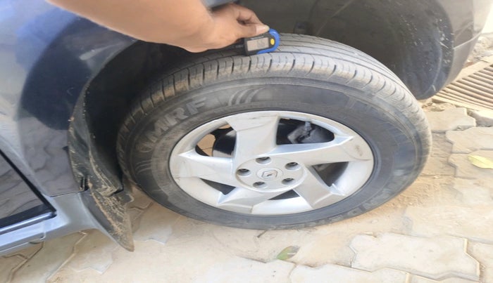 2013 Renault Duster 85 PS RXL DIESEL, Diesel, Manual, 1,26,132 km, tyre