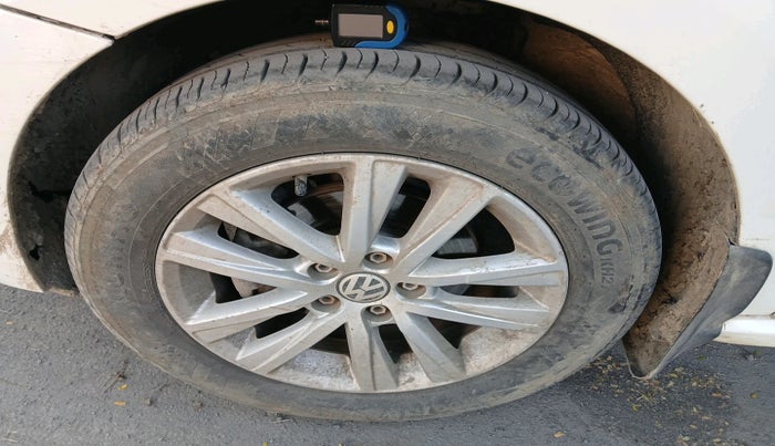 2014 Volkswagen Polo HIGHLINE DIESEL, Diesel, Manual, 90,876 km, tyre