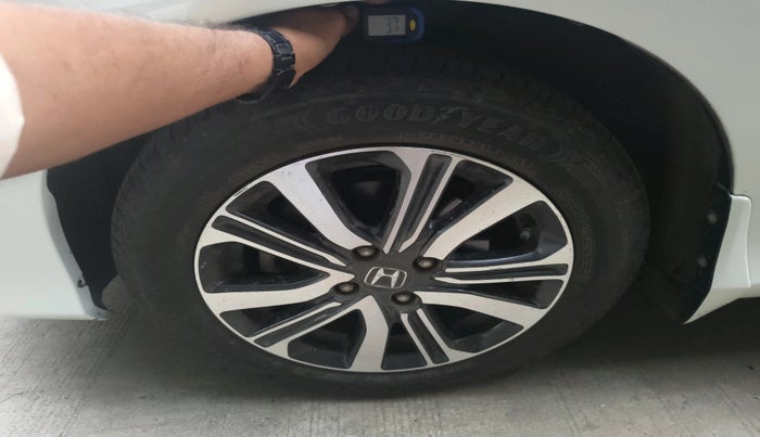 2018 Honda City 1.5L I-VTE V CVT, Petrol, Automatic, 69,583 km, tyre