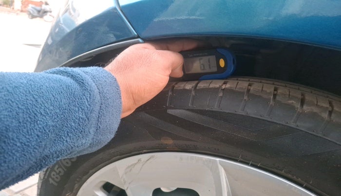 2017 Maruti IGNIS DELTA 1.2, Petrol, Manual, 72,763 km, tyre