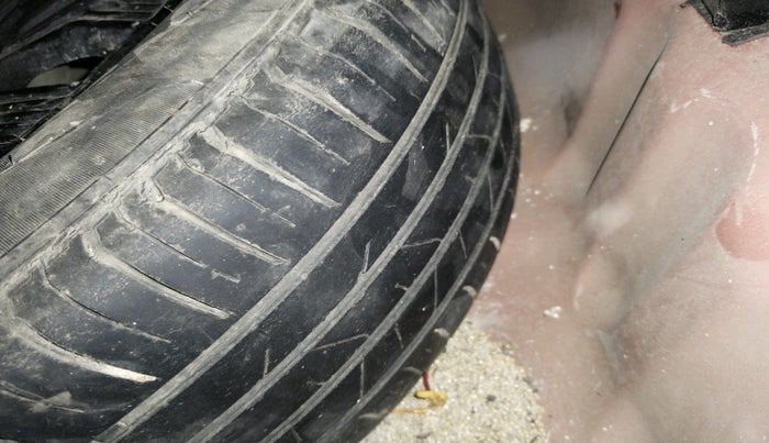 2020 Maruti Vitara Brezza ZXI, Petrol, Manual, 55,994 km, tyre