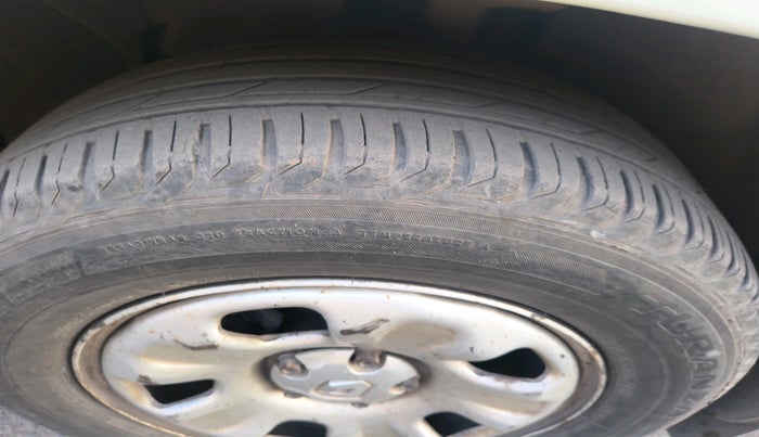 2013 Renault Duster 85 PS RXL DIESEL, Diesel, Manual, 99,117 km, tyre