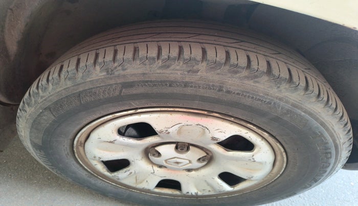 2013 Renault Duster 85 PS RXL DIESEL, Diesel, Manual, 99,117 km, tyre