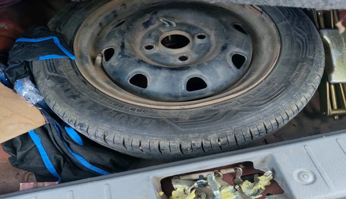 2013 Maruti Alto K10 VXI, Petrol, Manual, 88,390 km, tyre