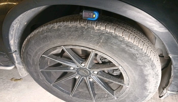 2019 Mahindra XUV500 W7 AT, Diesel, Automatic, 59,751 km, tyre