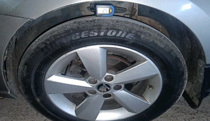 2017 Skoda Rapid AMBITION 1.5 TDI, Diesel, Manual, 1,32,861 km, tyre