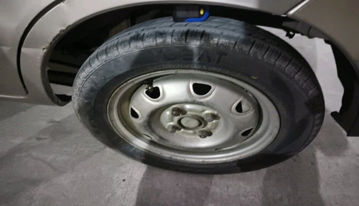 2010 Maruti Wagon R LXI MINOR, Petrol, Manual, 1,23,241 km, tyre