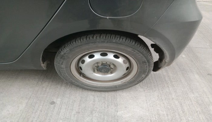 2020 Tata Tiago XE PETROL, Petrol, Manual, 27,748 km, tyre