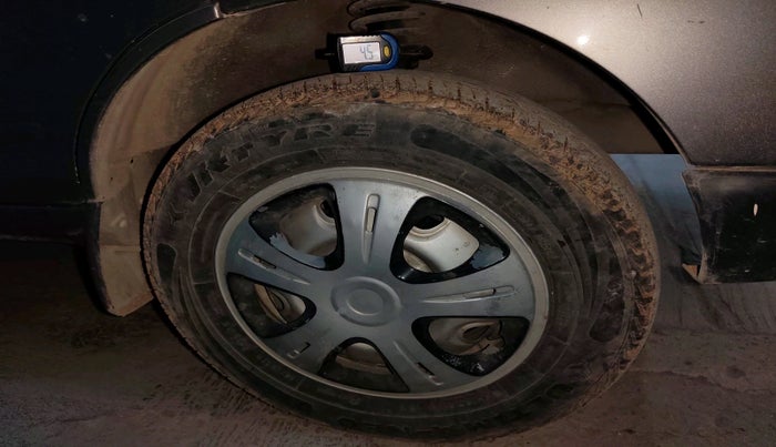 2018 Maruti Eeco 5 STR WITH A/C+HTR, Petrol, Manual, 92,041 km, tyre