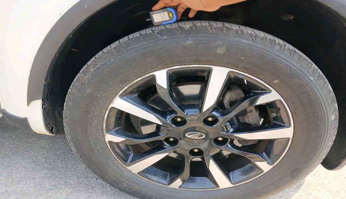 2019 Mahindra XUV500 W11, Diesel, Manual, 83,192 km, tyre