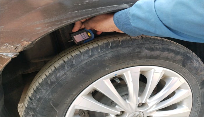 2014 Maruti Ciaz ZXI, Petrol, Manual, 1,11,009 km, tyre