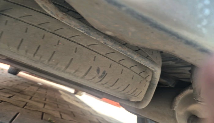 2015 Maruti Ertiga VXI CNG, CNG, Manual, 1,75,000 km, tyre