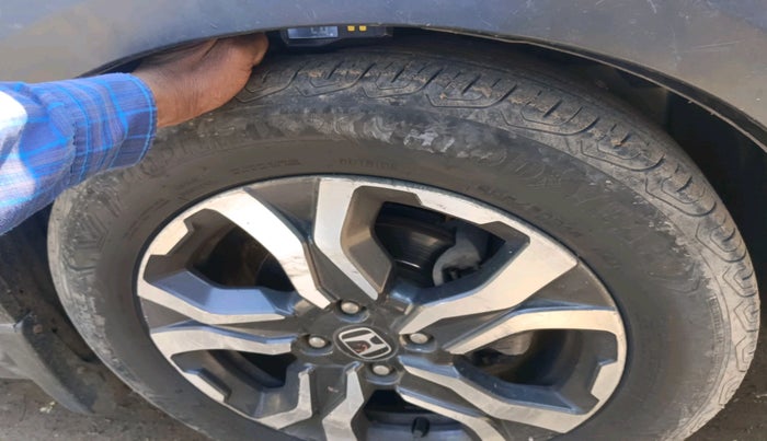 2017 Honda WR-V 1.5L I-DTEC VX MT, Diesel, Manual, 1,01,882 km, tyre