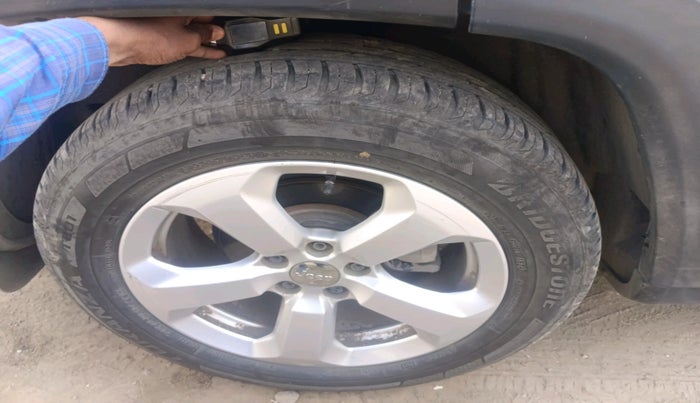 2019 Jeep Compass LONGITUDE (O) 2.0 DIESEL, Diesel, Manual, 1,30,947 km, tyre