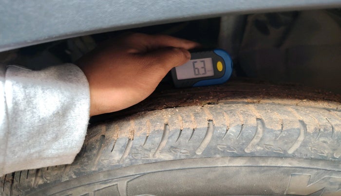 2023 Nissan MAGNITE XV MT, Petrol, Manual, 5,558 km, tyre