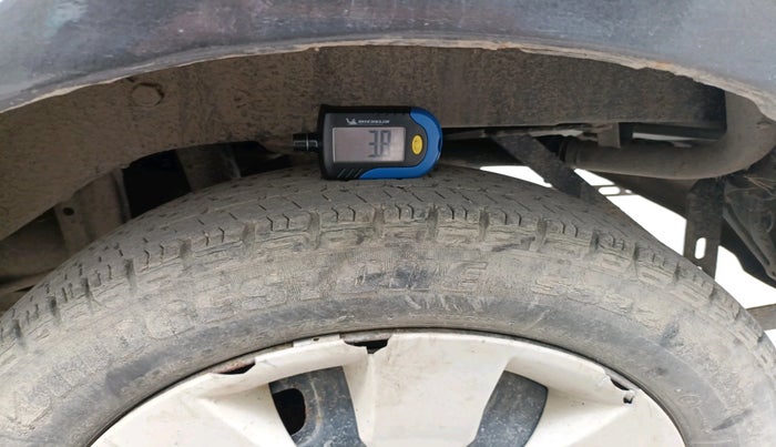 2015 Maruti Alto K10 VXI, Petrol, Manual, 39,658 km, tyre