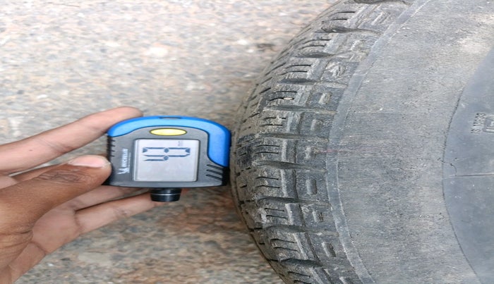 2015 Maruti Alto K10 VXI, Petrol, Manual, 39,658 km, tyre