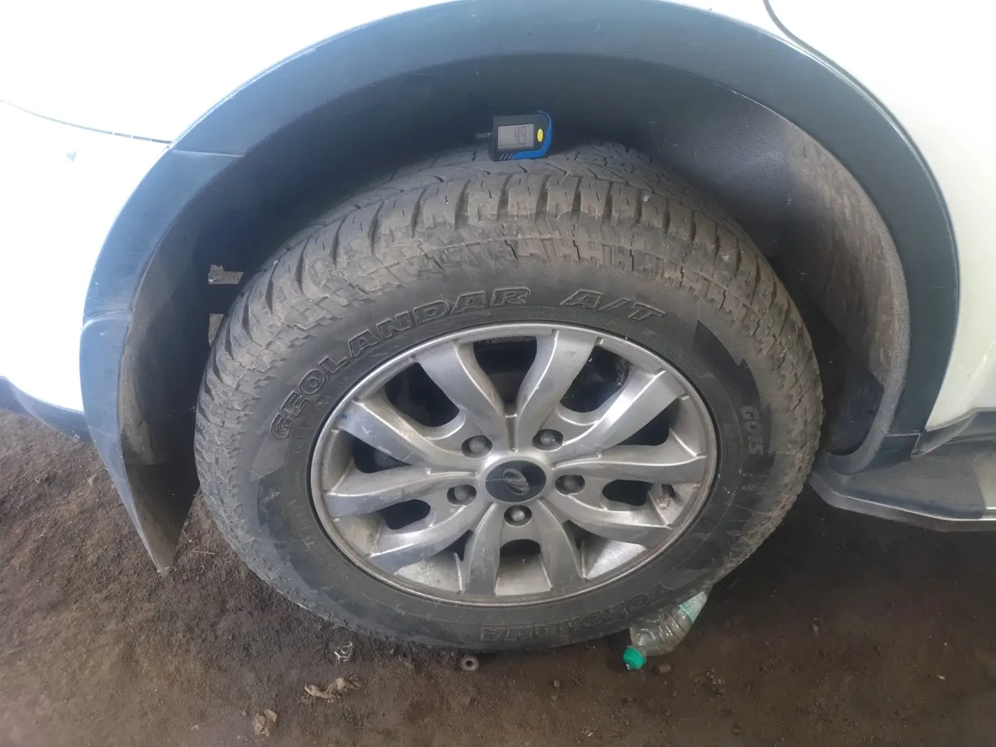 2018 Mahindra XUV500 W10 AT, Diesel, Automatic, 77,211 km, tyre