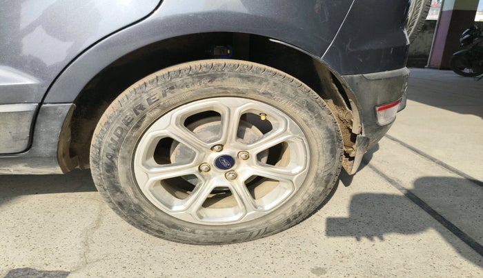 2018 Ford Ecosport TITANIUM + 1.5L DIESEL, Diesel, Manual, 1,15,621 km, tyre