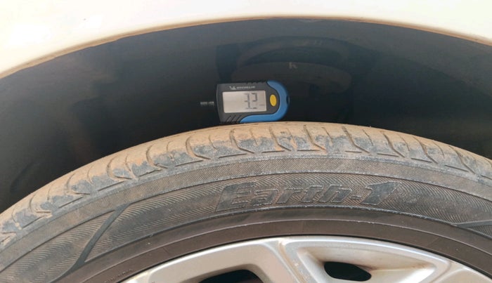 2015 Ford Ecosport TITANIUM 1.5L PETROL, Petrol, Manual, 1,16,650 km, tyre