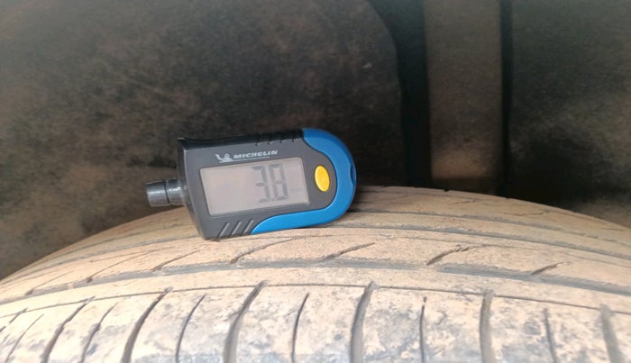 2015 Ford Ecosport TITANIUM 1.5L PETROL, Petrol, Manual, 1,16,650 km, tyre