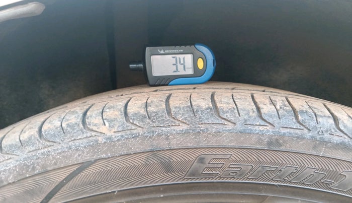 2015 Ford Ecosport TITANIUM 1.5L PETROL, Petrol, Manual, 1,16,650 km, tyre