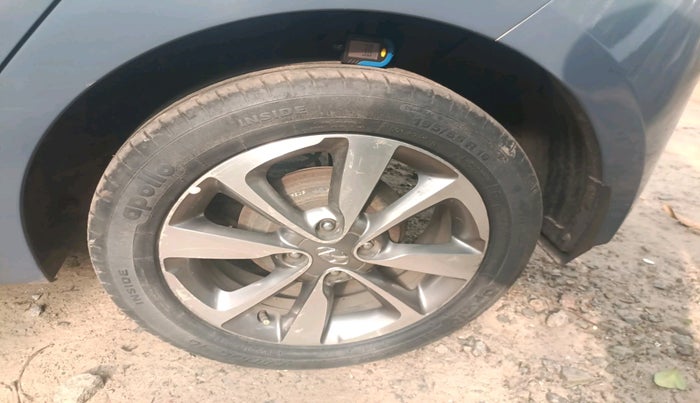 2015 Hyundai Elite i20 ASTA 1.2, Petrol, Manual, 60,170 km, tyre