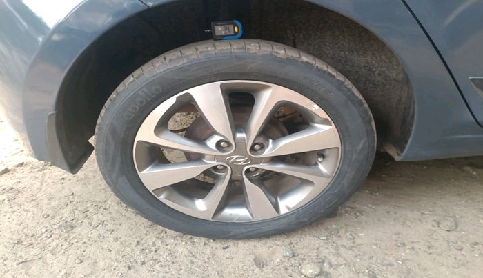 2015 Hyundai Elite i20 ASTA 1.2, Petrol, Manual, 60,170 km, tyre