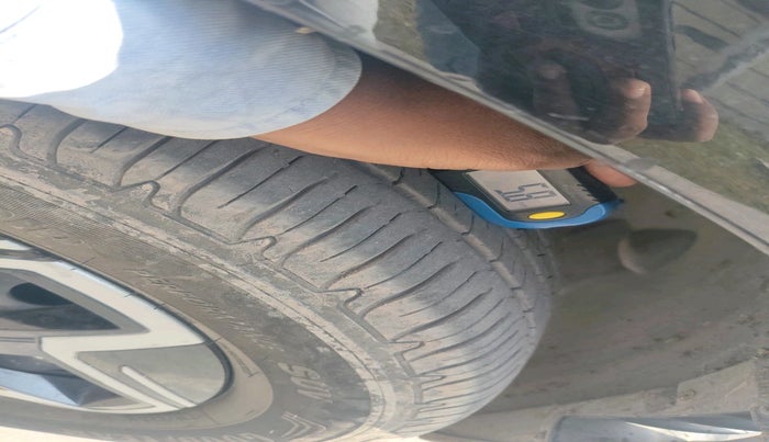 2024 Tata Curvv Pure Plus 1.2 Petrol 7DCA, Petrol, Automatic, 14,575 km, tyre