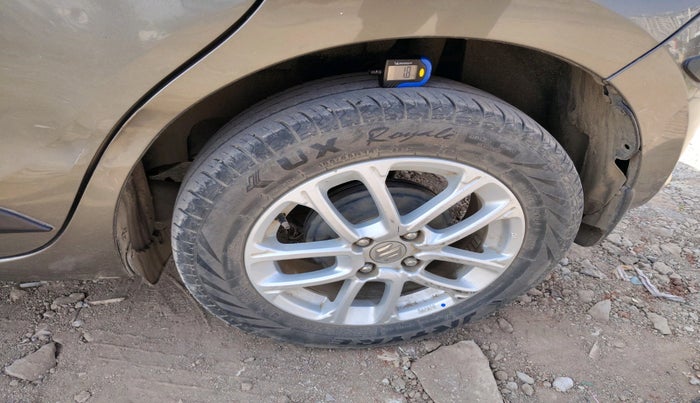 2024 Maruti Swift ZXI CNG, Petrol, Manual, 40,067 km, tyre