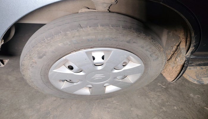 2024 Maruti Eeco 5 STR AC, Petrol, Manual, 42,128 km, tyre