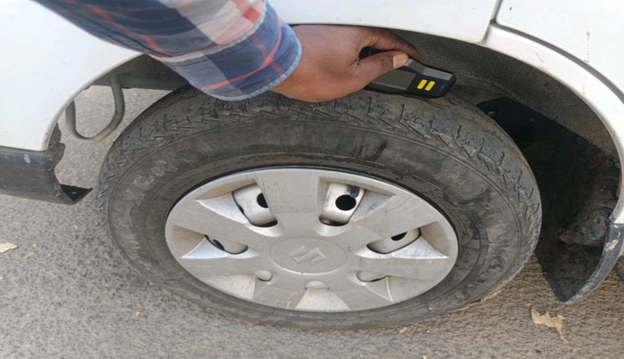 2024 Maruti Eeco 5 Str Ac CNG (O) , Petrol, Manual, 32,135 km, tyre