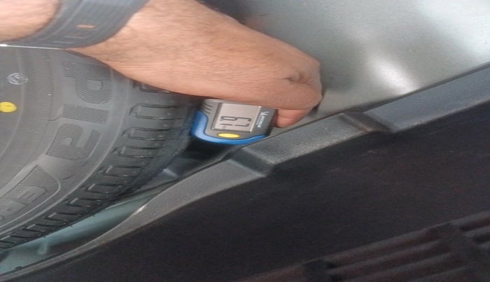 2024 Hyundai NEW I20 SPORTZ 1.2 MT, Petrol, Manual, 6,520 km, tyre