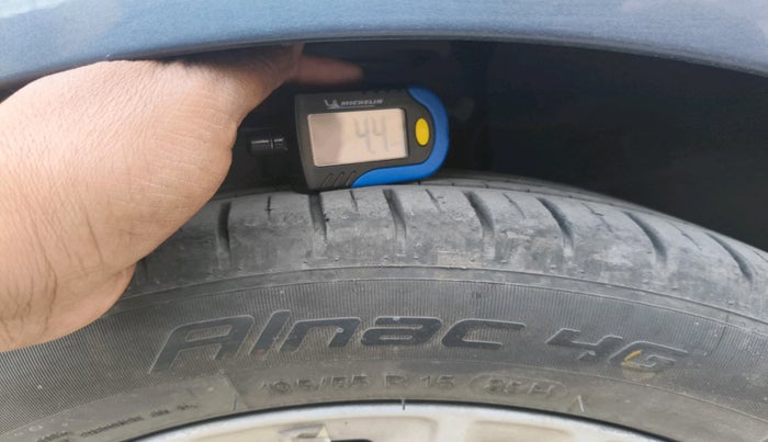 2020 Ford Figo Aspire TITANIUM 1.2 PETROL, Petrol, Manual, 28,962 km, tyre