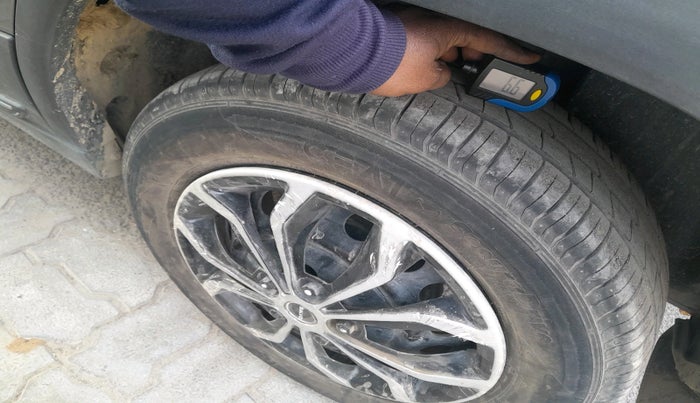 2024 Tata PUNCH PURE MT, Petrol, Manual, 14,460 km, tyre