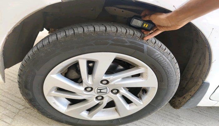 2016 Honda Jazz 1.2L I-VTEC V, Petrol, Manual, 1,08,245 km, tyre