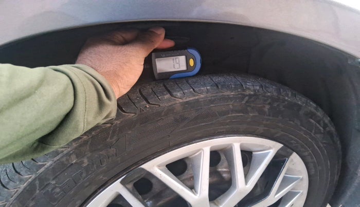 2016 Maruti Ciaz VXI+, Petrol, Manual, 90,456 km, tyre