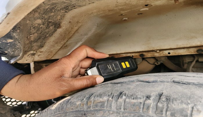 2014 Mahindra Scorpio EX M2DI, Diesel, Manual, 1,88,234 km, tyre