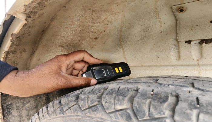 2014 Mahindra Scorpio EX M2DI, Diesel, Manual, 1,88,234 km, tyre