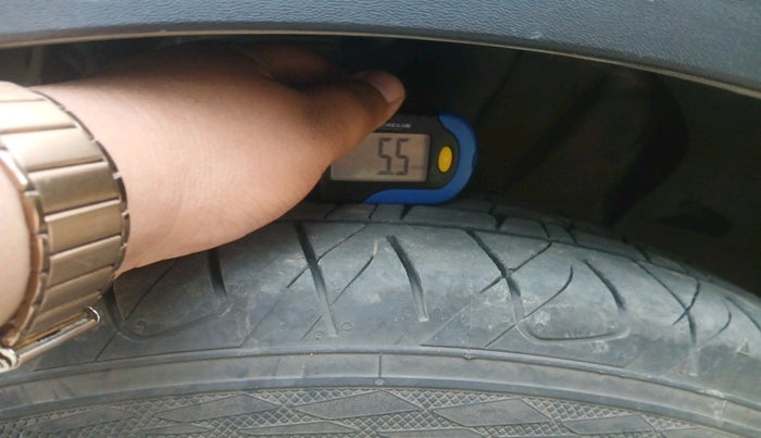 2017 Hyundai Creta SX PLUS 1.6 PETROL, Petrol, Manual, 27,409 km, tyre