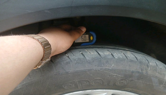 2017 Hyundai Creta SX PLUS 1.6 PETROL, Petrol, Manual, 27,409 km, tyre